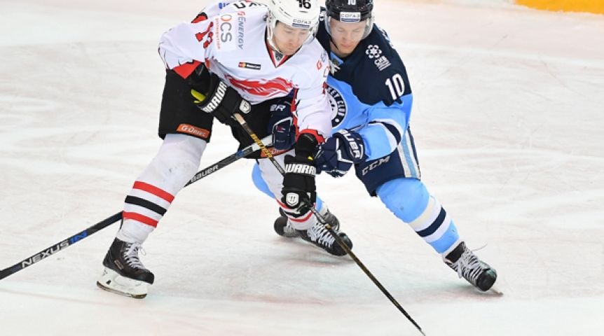 «Авангард» обыграл «Сибирь» и продлил победную серию в КХЛ до 3-х матчей