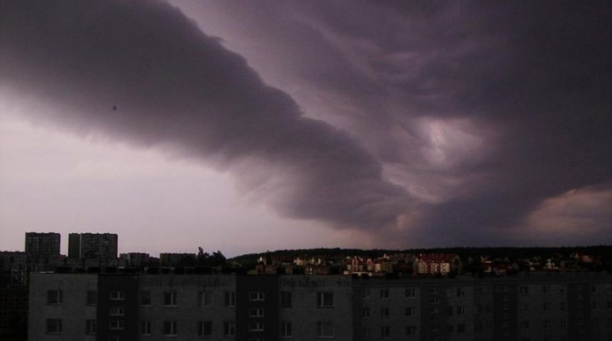 В пропахшем этилмеркаптаном Омске жителей призывают выключить свет ради экологии