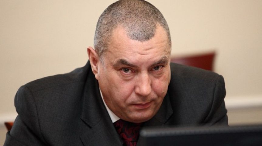 Фролов обещает вывести на улицу 50 тысяч омичей в день рождения Путина
