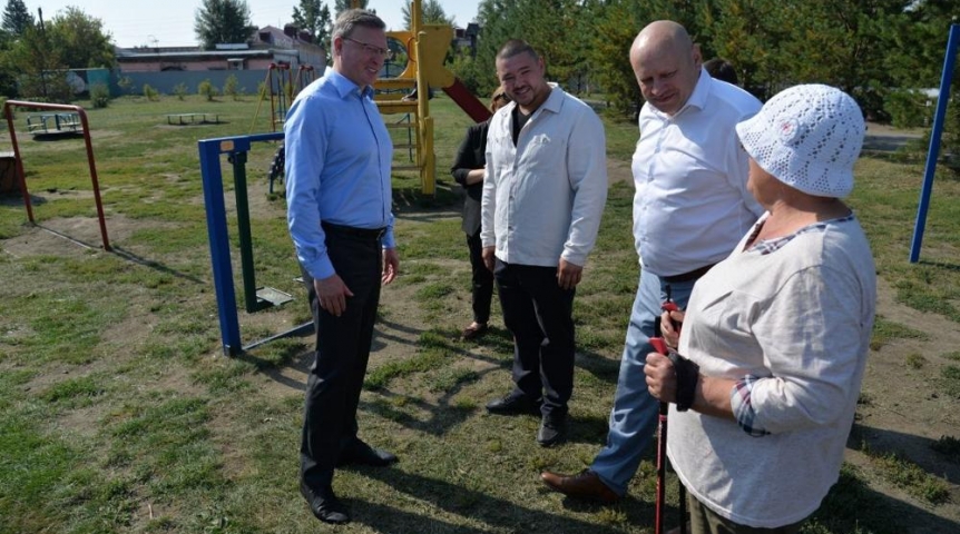 «Омичи главные заказчики развития благоустройства»: губернатор Бурков о новых микрорайонах Левобережья