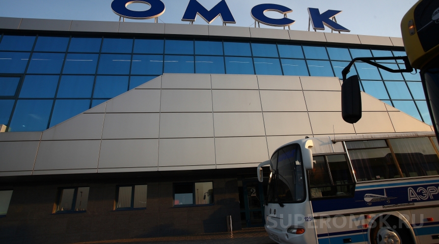 В Омске укореняются околосуточные задержки рейсов до Сочи и Якутска В Омске укореняются околосуточные задержки рейсов до Сочи и Якутска