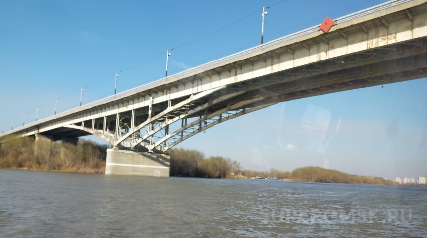 В мэрии Омска рассказали об автобусах до Левобережья на время ремонта моста у Телецентра В мэрии Омска рассказали об автобусах до Левобережья на время ремонта моста у Телецентра