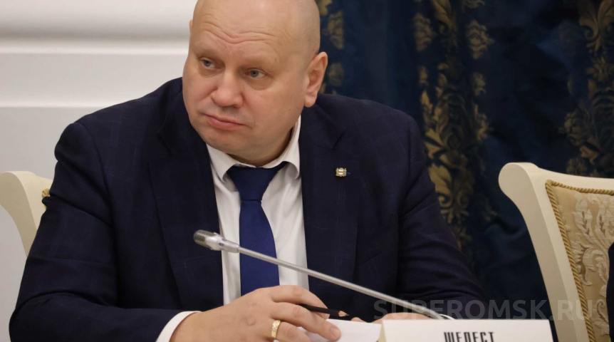 Мэр Сергей Шелест уехал из Омска на «Ниве» Мэр Сергей Шелест уехал из Омска на «Ниве»