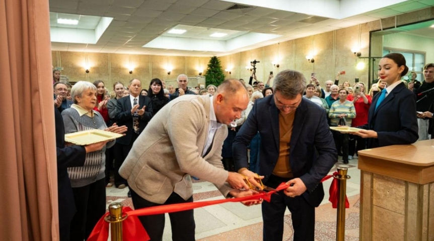 В Омске открылся обновленный зрительный зал в ДК