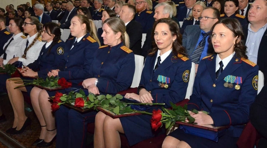 Власть В Омске прошло торжество к юбилею Следкома РФ с участием Хоценко, Шелеста и Артемова