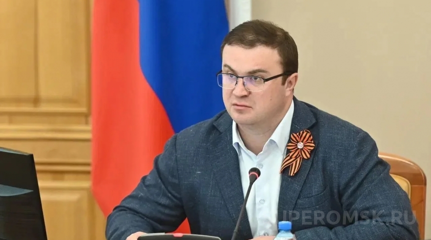 Омский губернатор Хоценко создал штаб по ситуации в Осташково