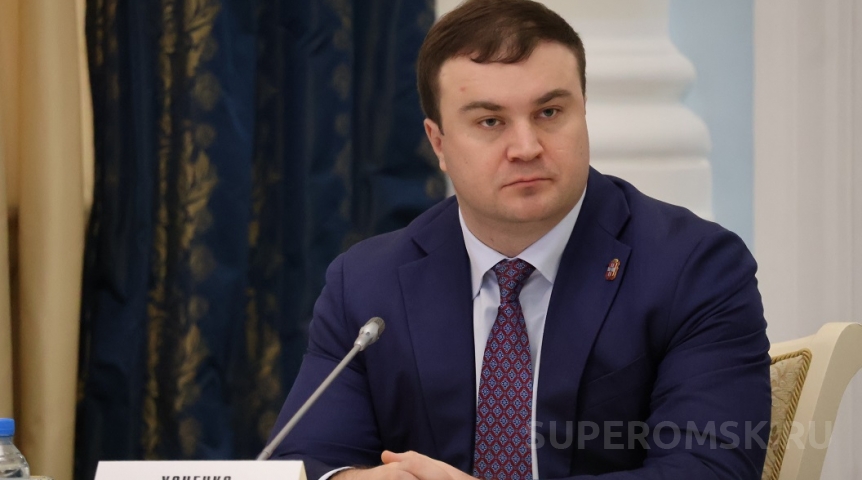 Омский губернатор сообщил о перестройке логистических цепочек на топливном рынке