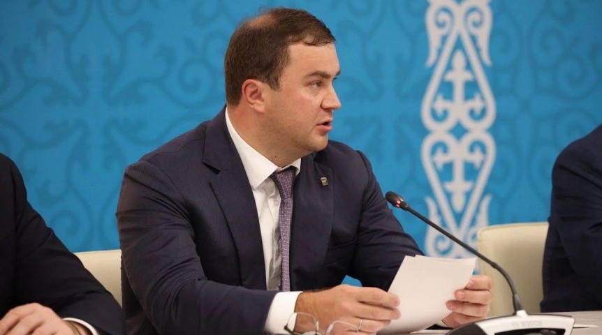 Новости политики Хоценко выступил на заседании форума с участием Путина и Токаева в Омске