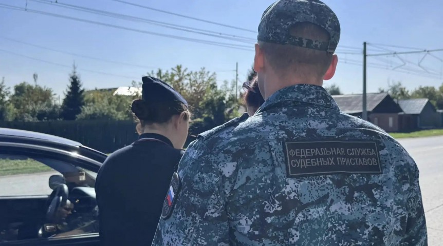 Автоновости На оживленной магистрали Омска под арест попали 11 машин