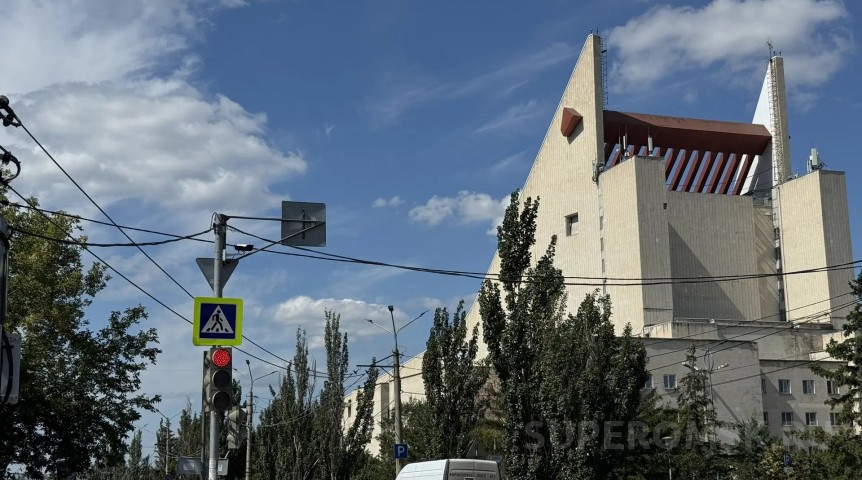 Автоновости На перекрестке Пушкина-Лермонтова в Омске установили камеры