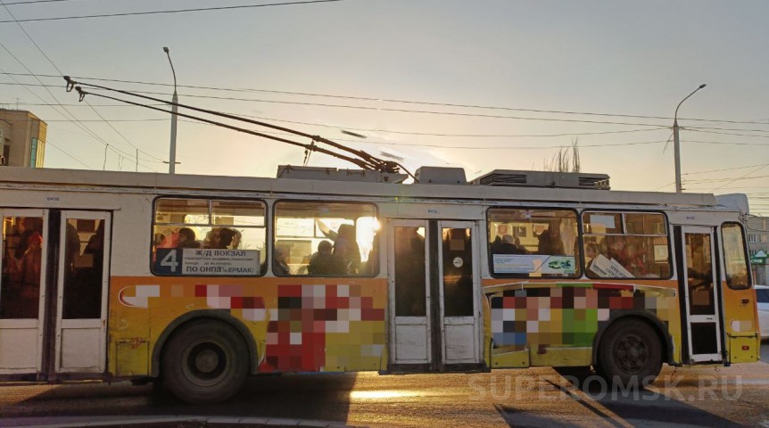 Город В Омске сэкономят на троллейбусной инфраструктуре в «Юбилейном»