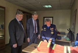 Главы областного и городского парламентов обсудили с омскими студентами-спасателями подготовку к ЧС