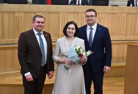 Хоценко наградил 73 работников коммунального хозяйства Омской области: список