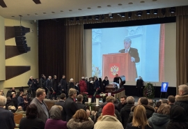 В Омске проводили в последний путь экс-мэра и депутата Госдумы Виктора Шрейдера