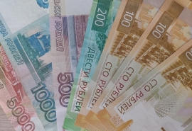 Стал известен размер пенсий омичей