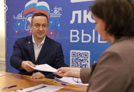 На праймериз «Единой России» документы подал бывший омский вице-губернатор Каракоз