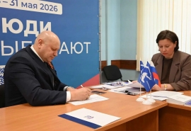 Мэр Омска Шелест подал документы на предварительное голосование в Госдуму