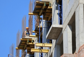 В Омской области установили новый размер зарплаты для строителей