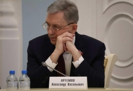 «СуперОмск» поздравляет Александра Артемова с днем рождения