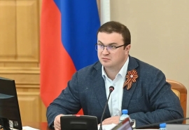 Омский губернатор Хоценко создал штаб по ситуации в Осташково
