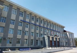 Ректор омского СибАДИ не «догнал» большинство коллег по зарплате