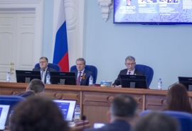 Областной парламент рассмотрел поправки в закон о патриотическом воспитании