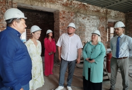 «Не может не радовать омичей»: депутаты горсовета вынесли вердикт школам с завершающимся капремонтом