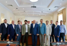 Шелест наградил девятерых меценатов Омска: смотрим список