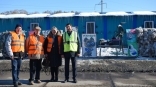 Омский регоператор организовал экскурсию на завод по сортировке отходов для гостьи из ЛНР Омский регоператор организовал экскурсию на завод по сортировке отходов для гостьи из ЛНР