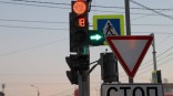 В Омске запретили проезд прямо по улице Леонова В Омске запретили проезд прямо по улице Леонова
