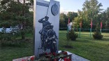 В омском поселке открыли обелиск сотрудникам правопорядка В омском поселке открыли обелиск сотрудникам правопорядка