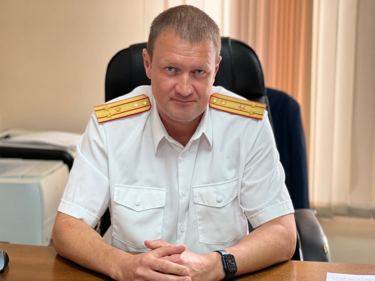 Следком: омский полицейский легализовывал мигрантов за еду Следком: омский полицейский легализовывал мигрантов за еду