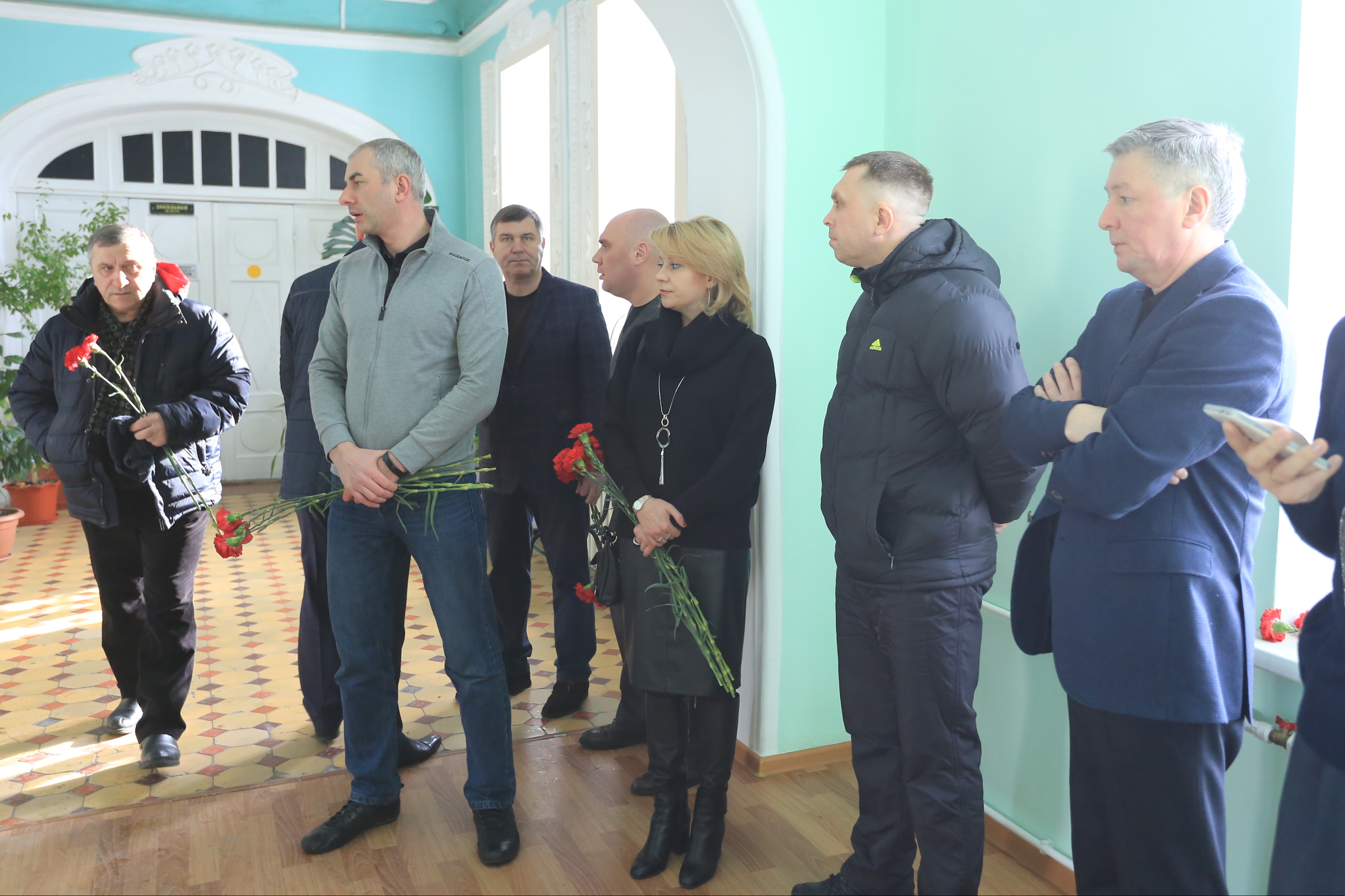 «Его больше нет с нами»: омичи простились с Ринатом Карымовым «Его больше нет с нами»: омичи простились с Ринатом Карымовым