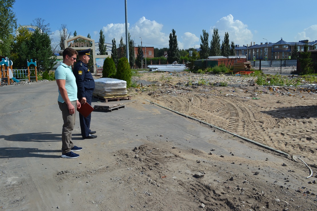 Омские приставы показали, что осталось от парка «На Кольцевой» Омские приставы показали, что осталось от парка «На Кольцевой»